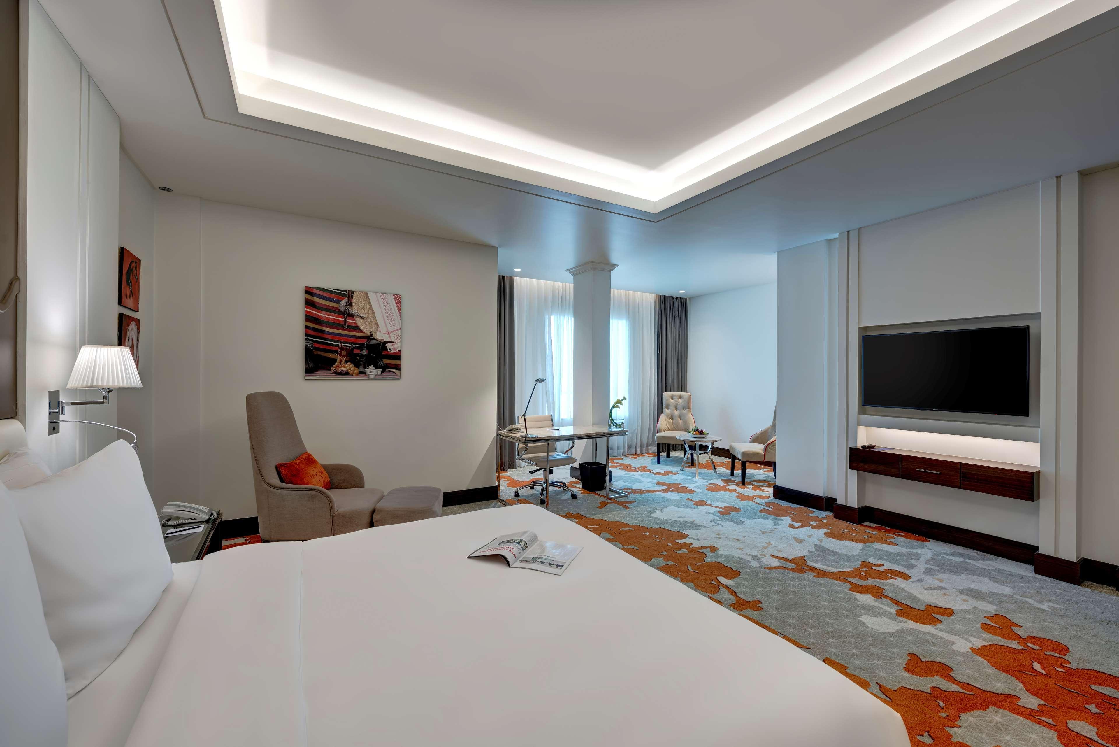 Radisson Blu Hotel, Ajman Eksteriør bilde Suite