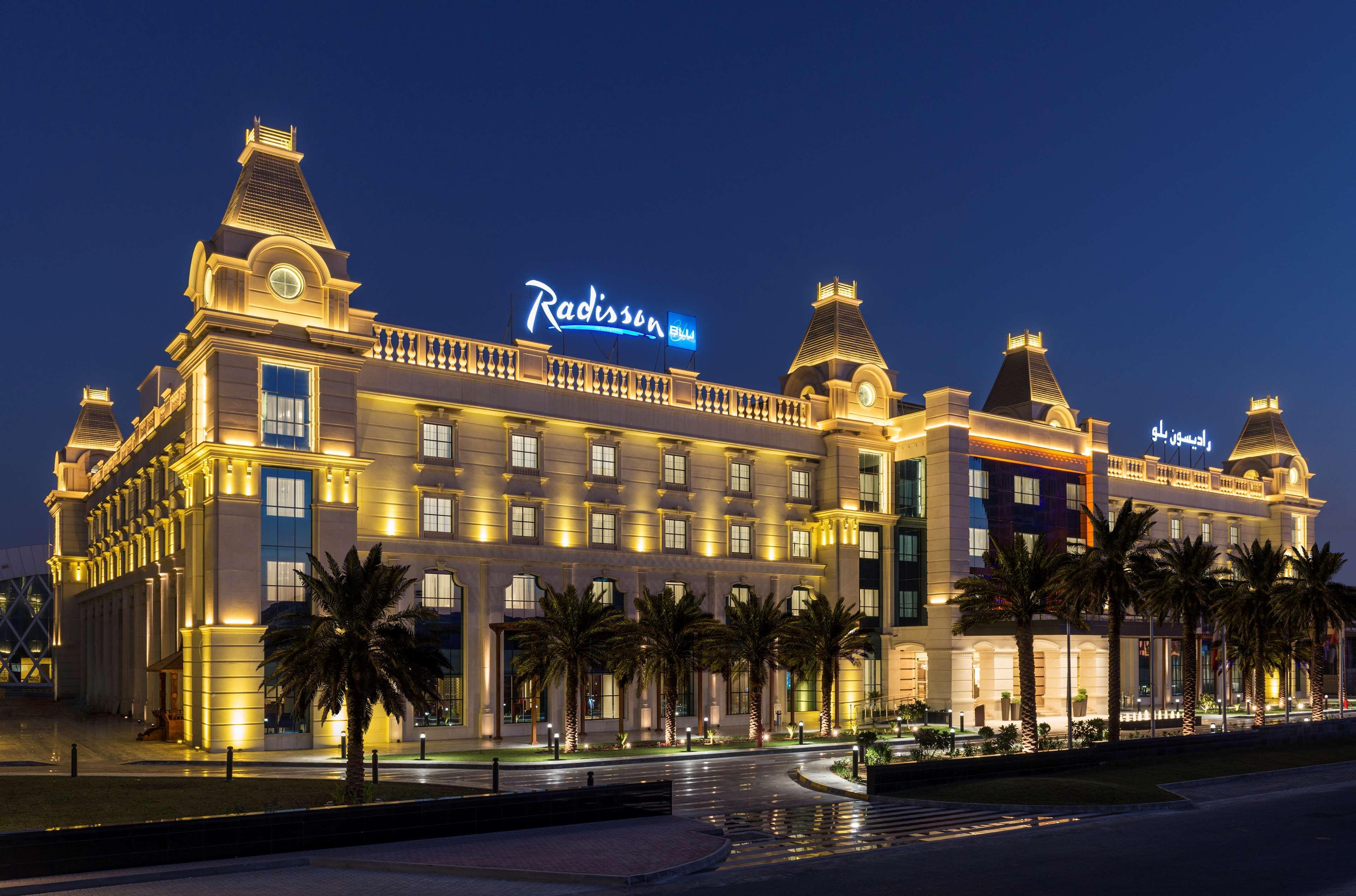 Radisson Blu Hotel, Ajman Eksteriør bilde